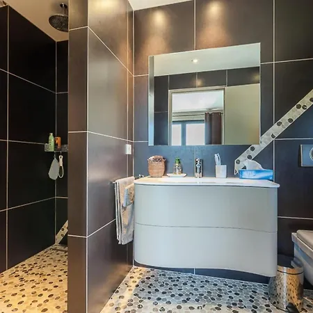 En Domaine Prive Avec Piscine Chauffee - En Domaine Prive Avec Piscine Chauffee Mae-2023 别墅 *